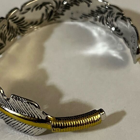 Adjustable Opening Bracelet Silver Plated Bracelet Feather Bracelet - Picture 11 of 16